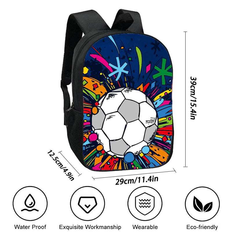 Sac à dos pour garçons avec impression 3D de football, fabriqué en nylon. Avec une grande capacité et un design durable et souple, il est parfait pour l'école. Personnalisable avec un logo.