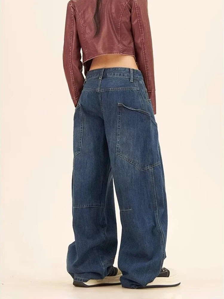 Jeans cargo baggy : taille haute et style vintage Y2K pour une allure décontractée.