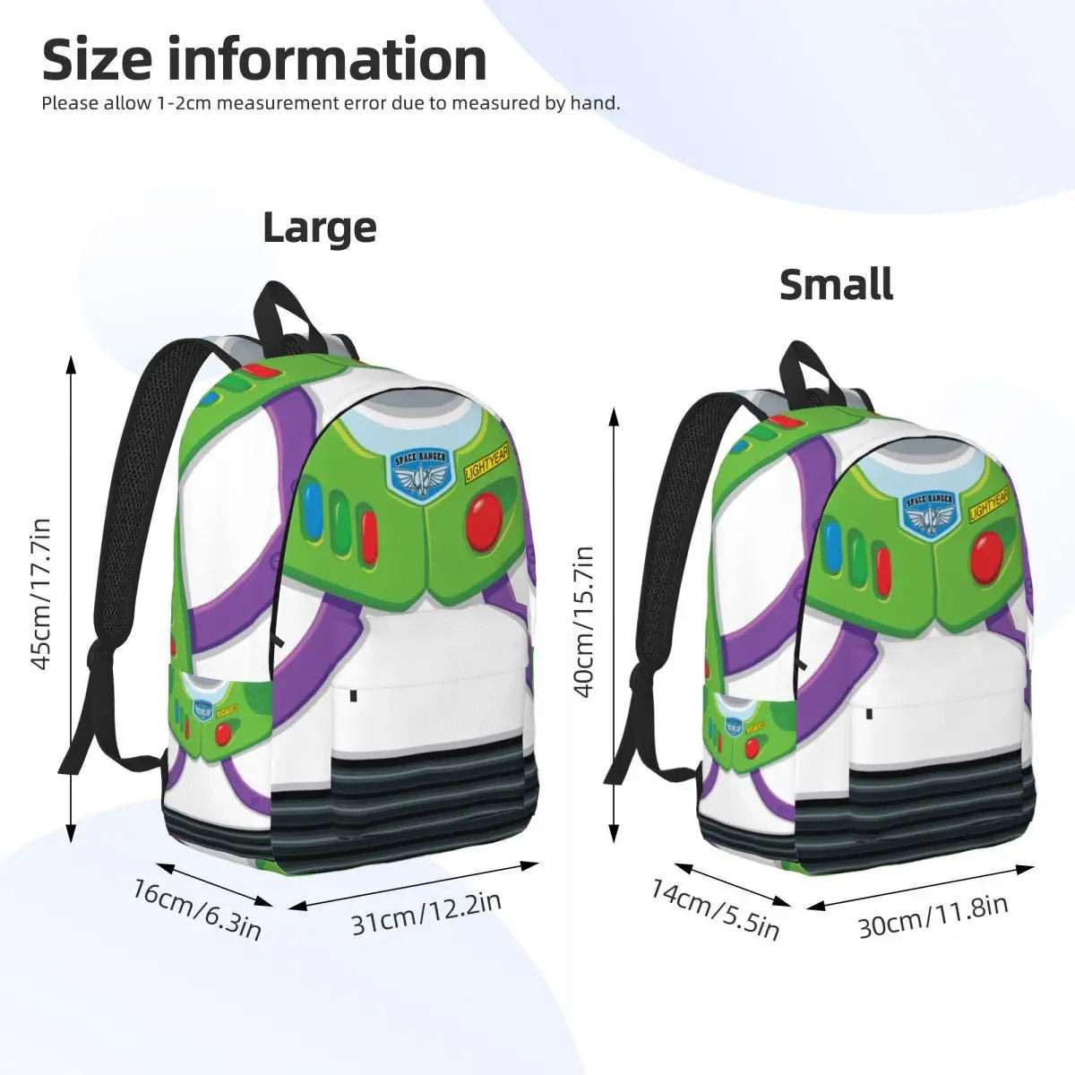 Emportez l’esprit d’aventure avec vous grâce à ce sac à dos inspiré de la combinaison spatiale de Buzz l'Éclair. Parfait pour le lycée, le travail ou les sorties, il offre style, confort et une protection fiable pour votre ordinateur portable.